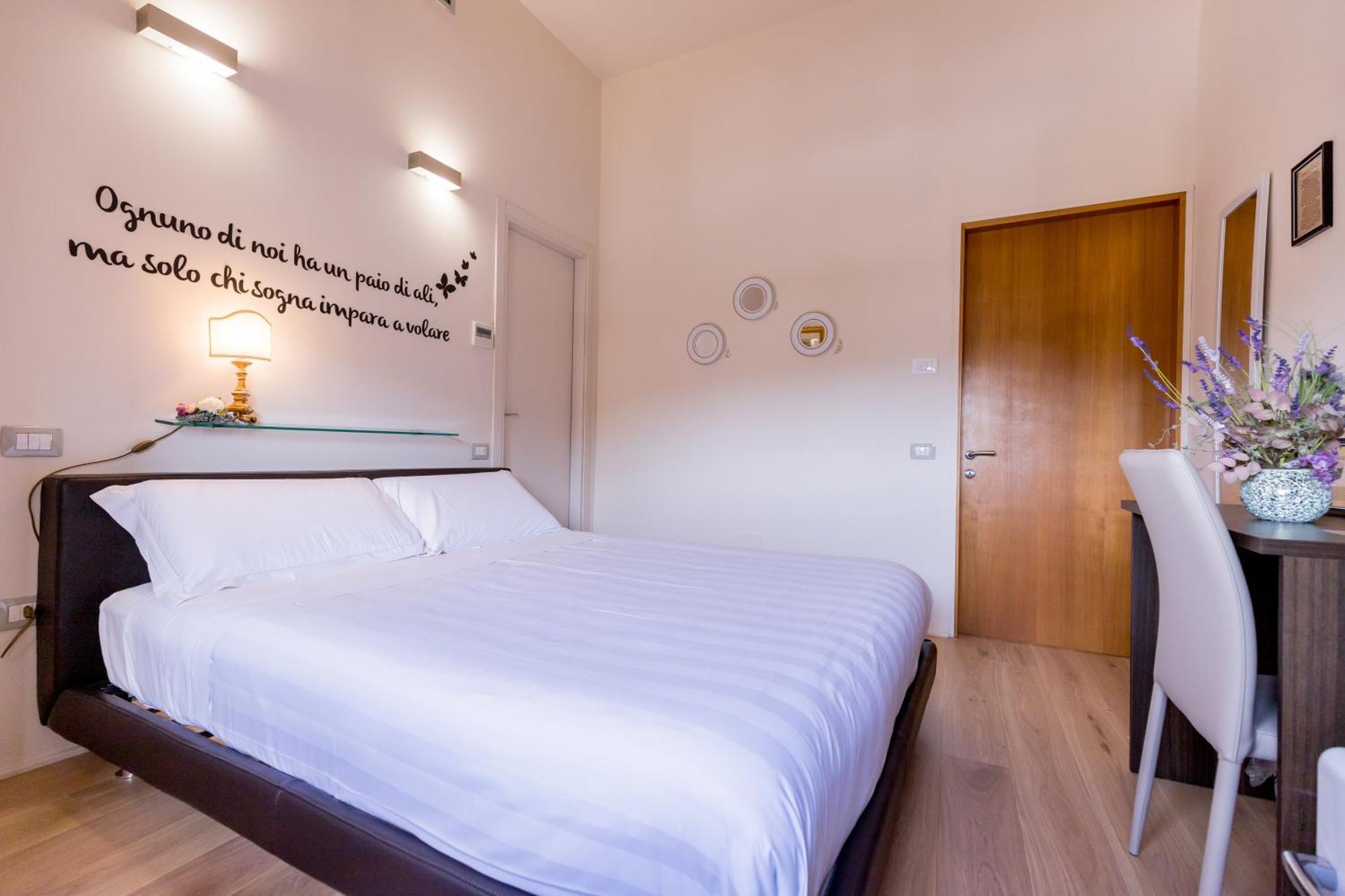 La Torre Rooms Spolète Extérieur photo