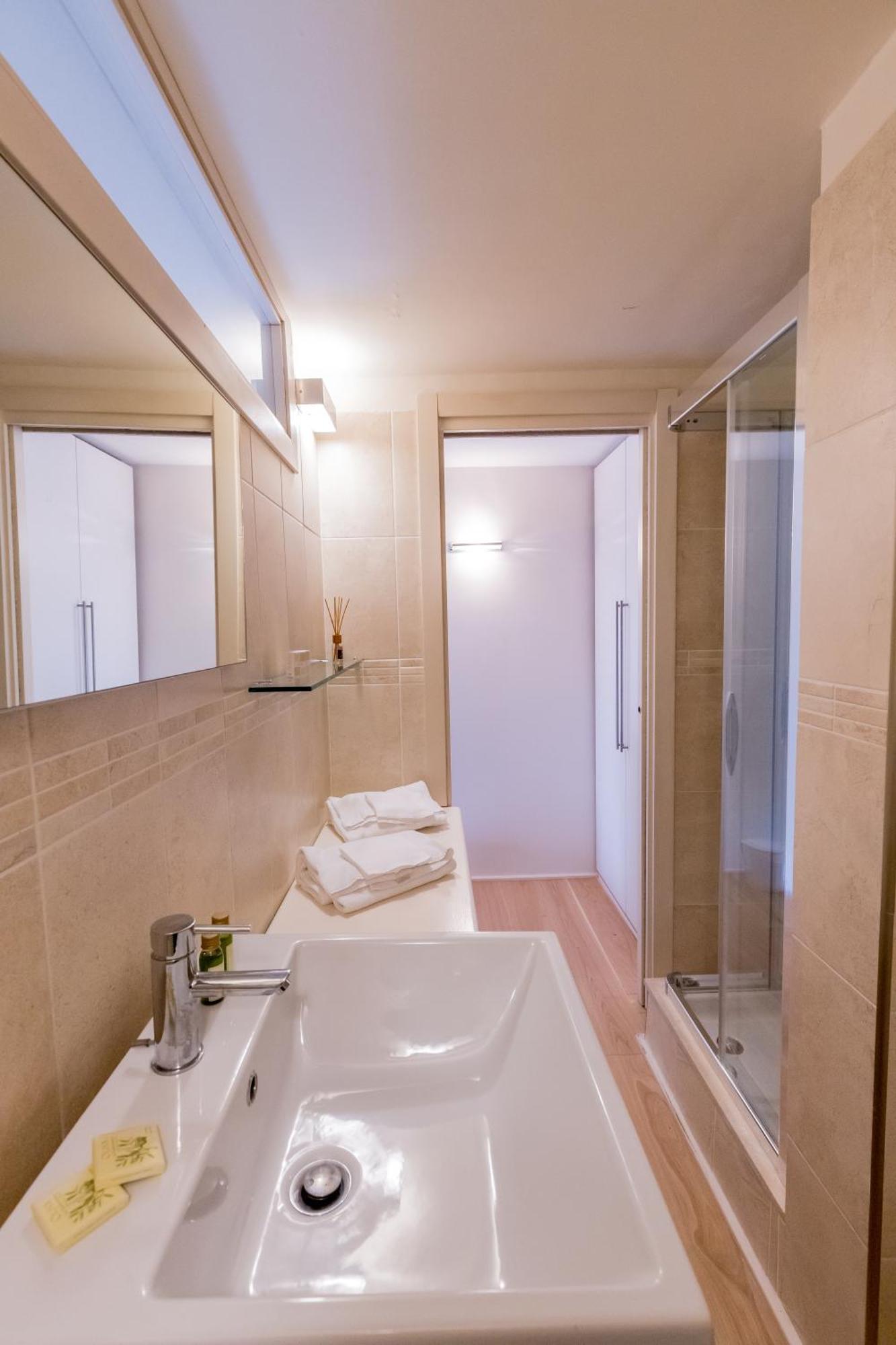 La Torre Rooms Spolète Extérieur photo